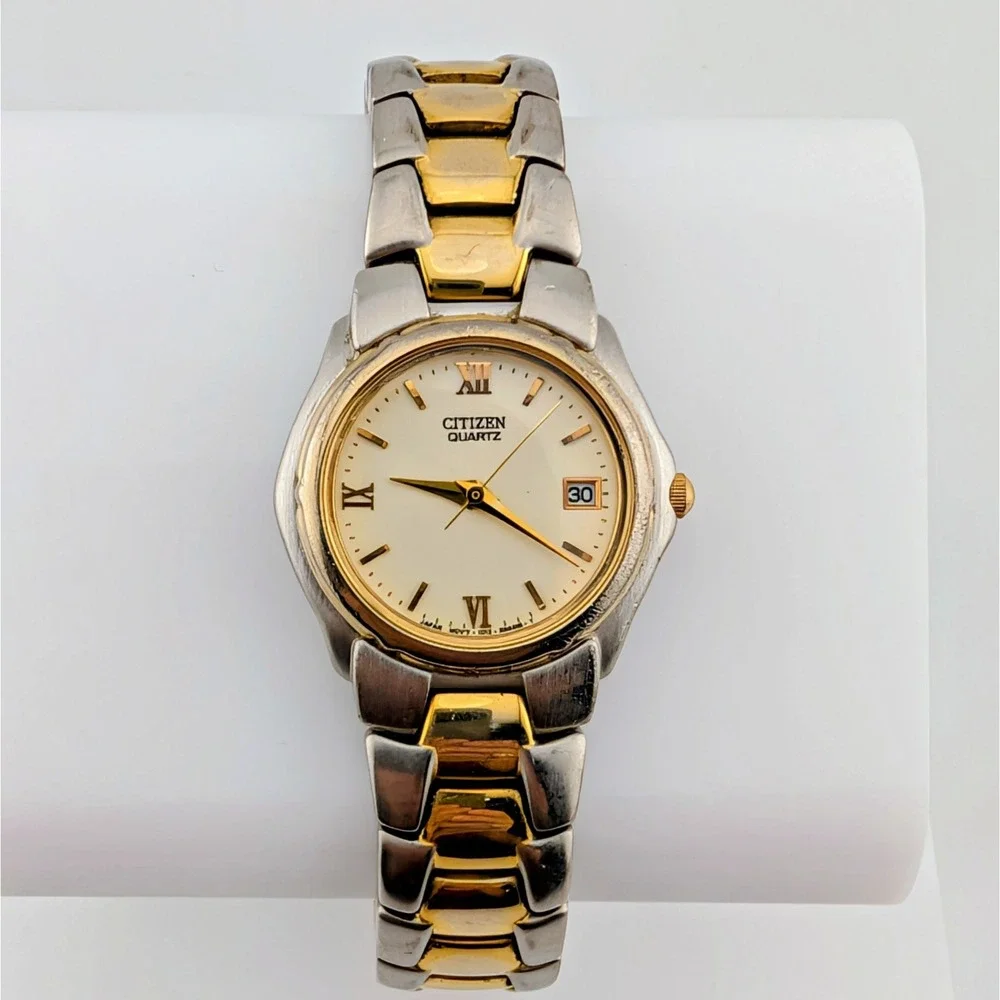Citizen 1012-S76167 Women's Two Tone Quartz Watch Roman Numerals 26mm 7
